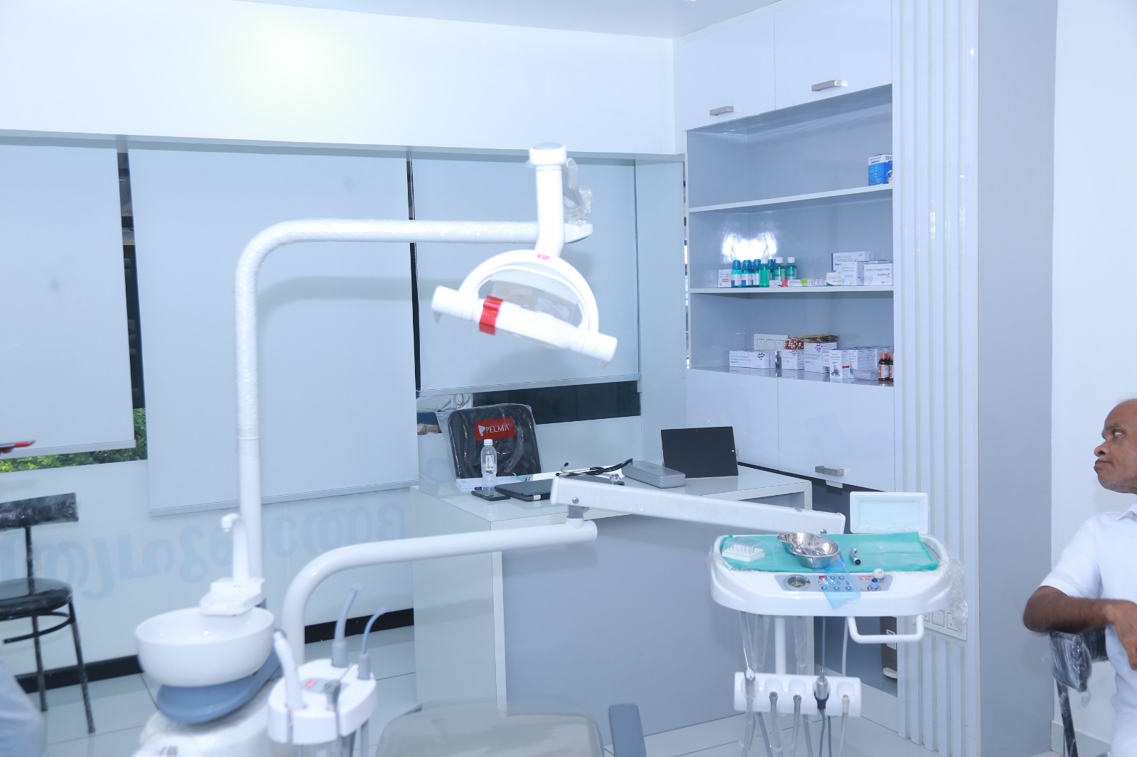 Dr Shoubi's Dental